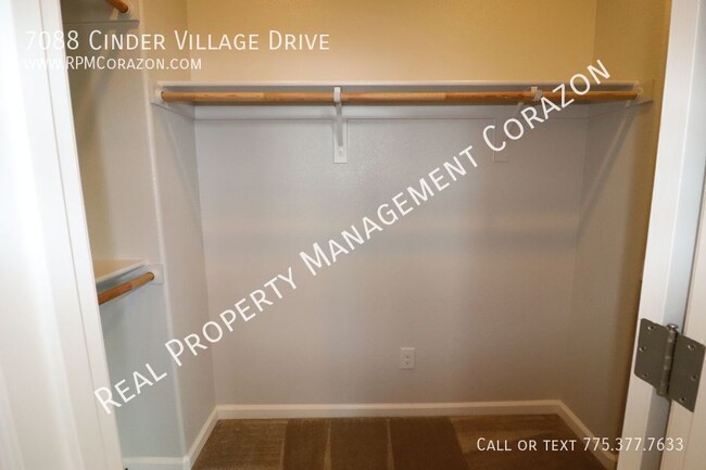 Building Photo - 7088 Cinder Village Dr
