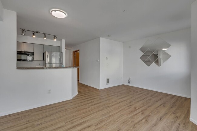 Building Photo - Heart of Capital Hill Studio with Parking ...