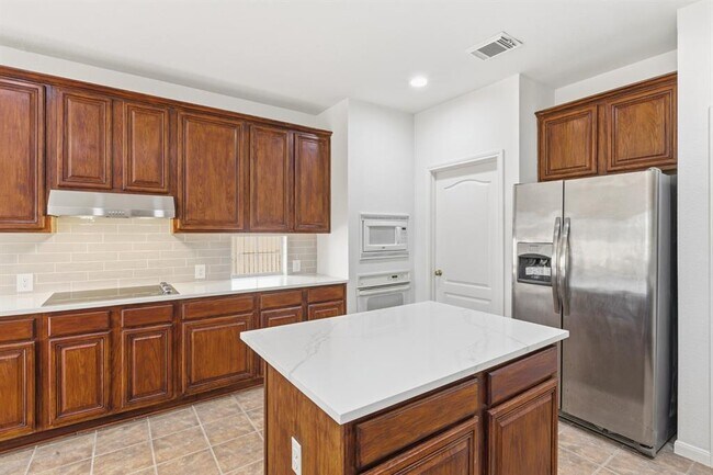 Building Photo - 11316 Cedarcliffe Dr