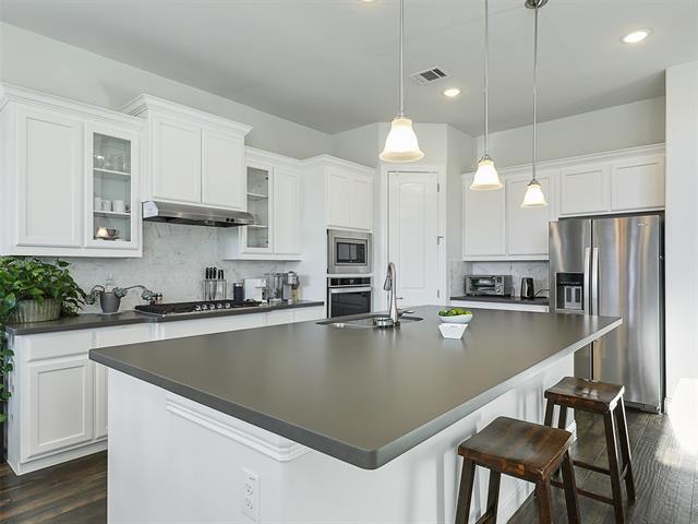 Building Photo - 1820 Amazon Dr