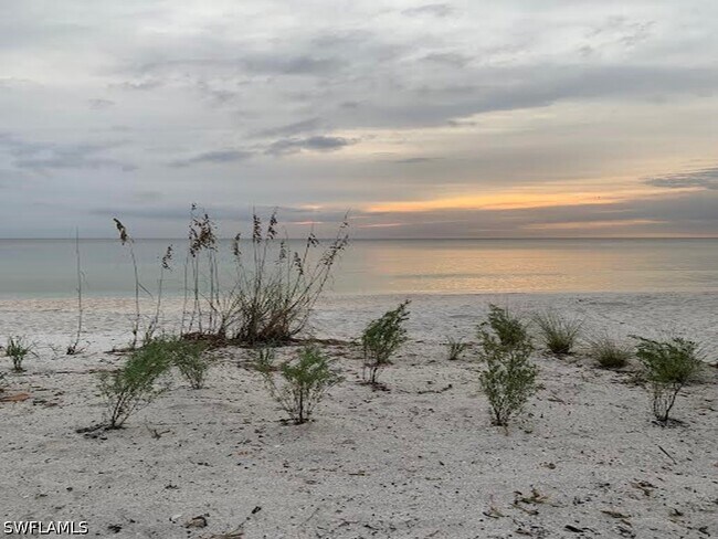 Building Photo - 25850 Hickory Blvd