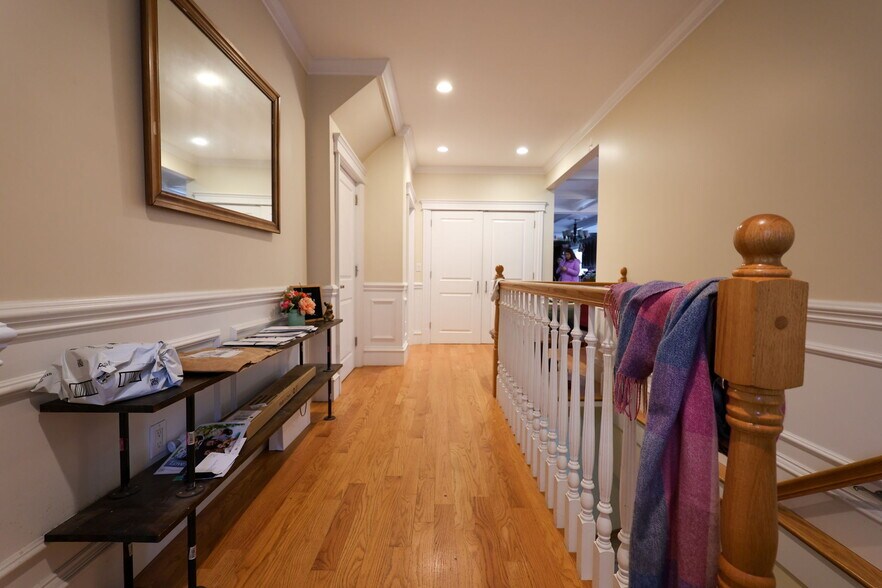 Building Photo - 127 Nonantum St