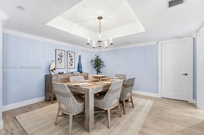 Building Photo - 500 Ocean Dr