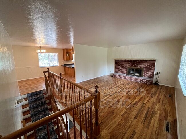 Building Photo - 15080 Deby Dr