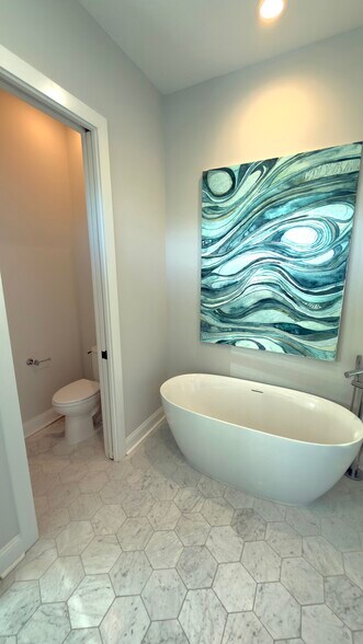 Building Photo - 4515 W North a St