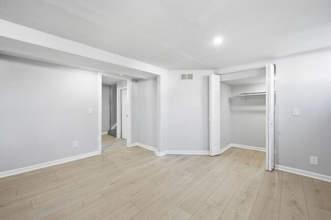 Building Photo - Spacious 4-Bedroom, 1.5-Bath Home with Plenty of Living Space!