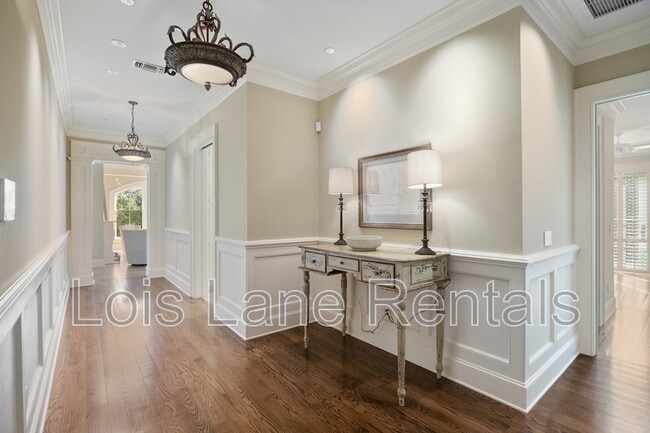 Building Photo - 1 Vendue Range