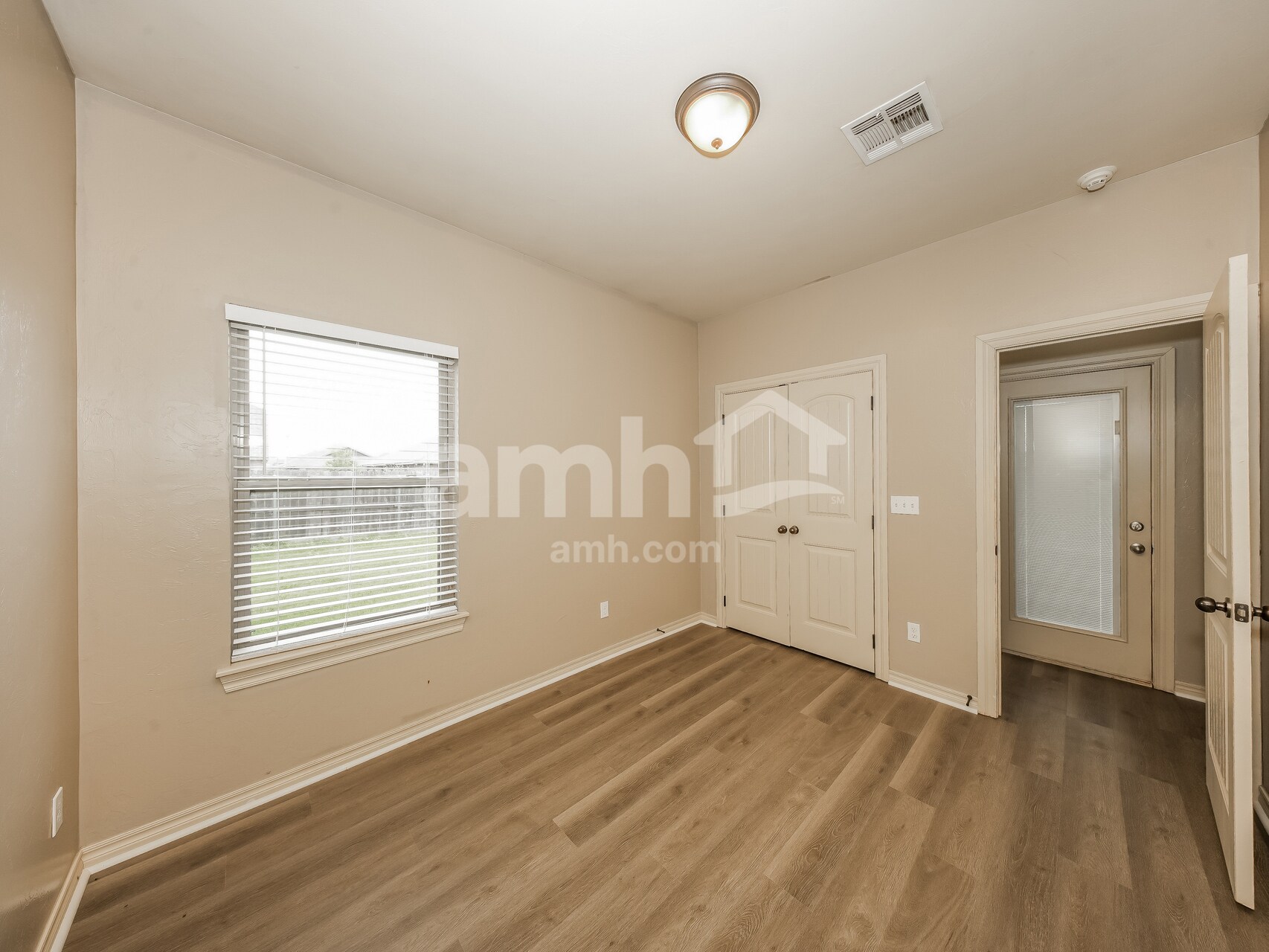 Building Photo - 8809 SW 46th St