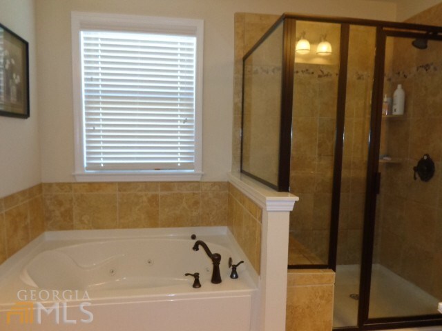 Building Photo - 5000 Morriscastle Dr