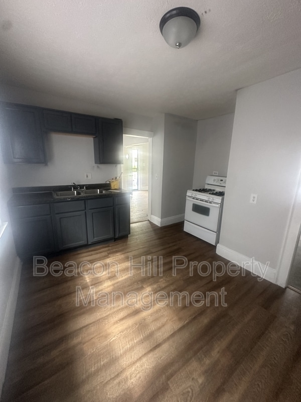 Building Photo - 12600 Watterson Ave