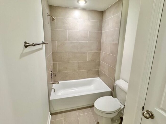 Building Photo - Now Leasing 4br/2.5 bath- Somerville- New Construction