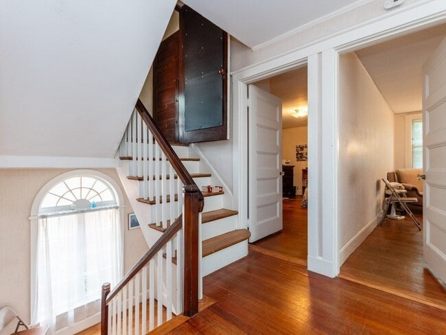 Building Photo - 30 Stetson St