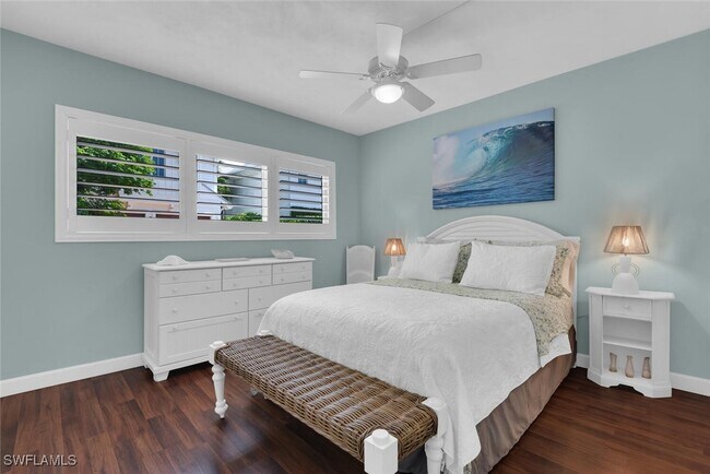 Building Photo - 546 4th Ave S