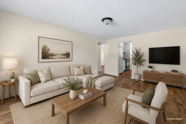 Building Photo - 1707 Valley Forge Way