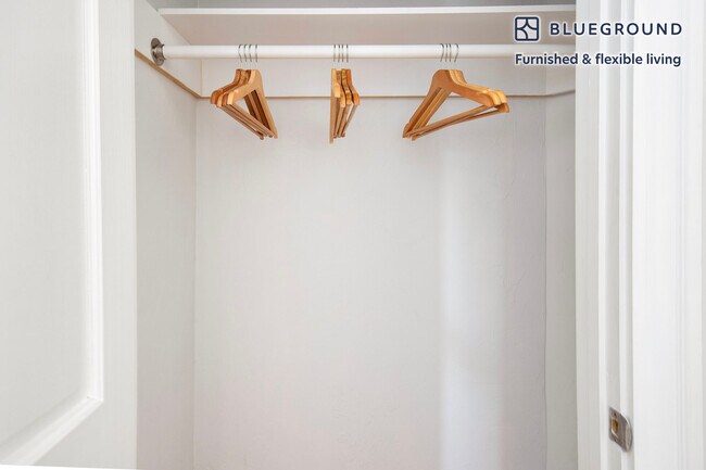 Building Photo - 88 Hampshire St