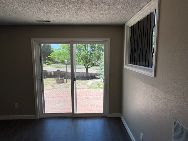 Building Photo - 2115 Peacemaker Terrace W