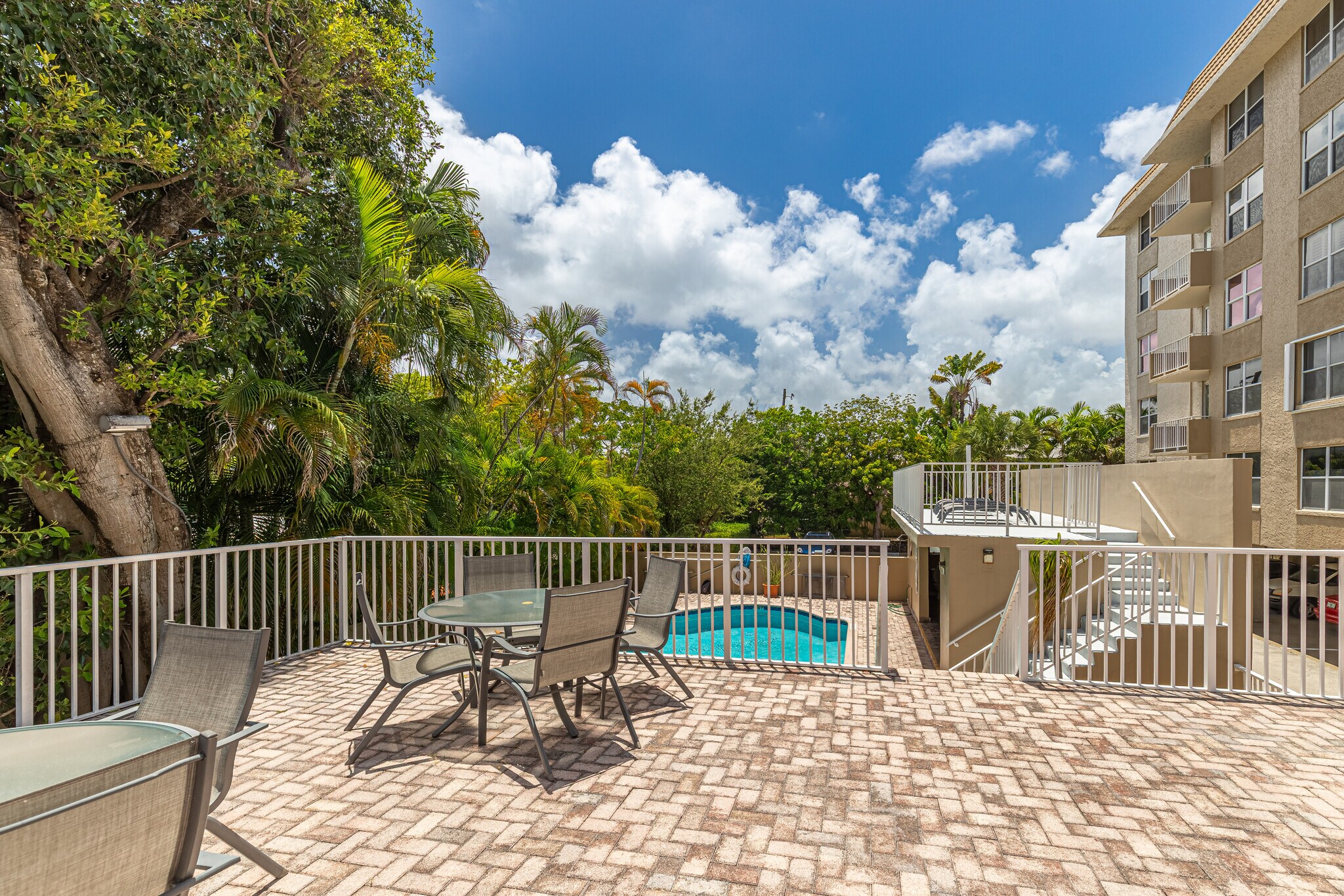 Sundeck - 1050 SE 15th St