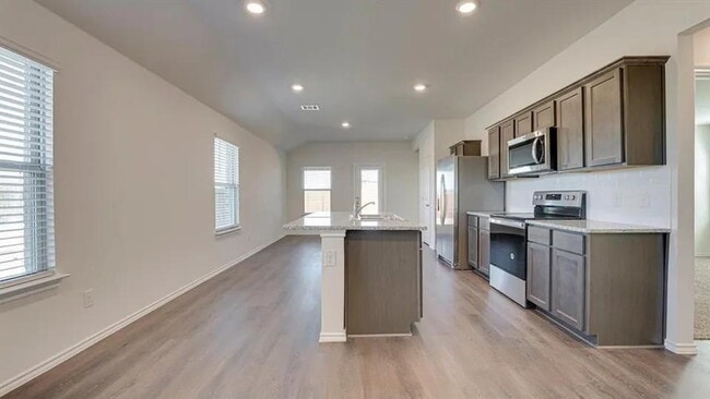 Building Photo - "Charming 3-Bed Home in Prime College Station Location!"