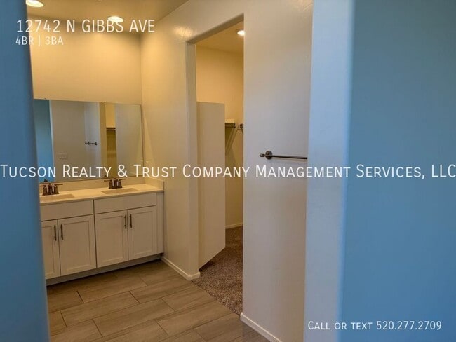 Building Photo - 12742 N Gibbs Ave