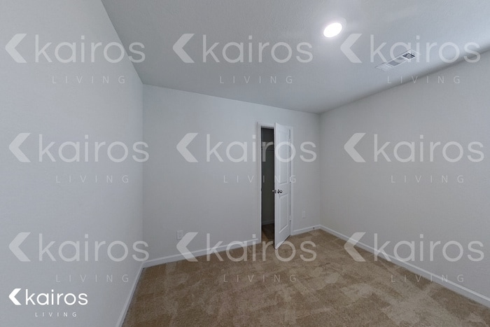 Building Photo - 3474 Bridgewood Dr