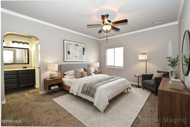 Building Photo - 300 Saltford Pl