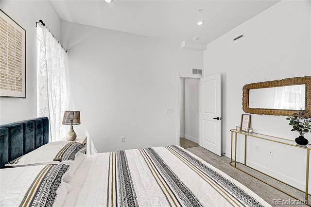 Building Photo - 8530 W 52nd Ave