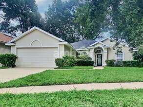 Building Photo - 11753 Donato Dr