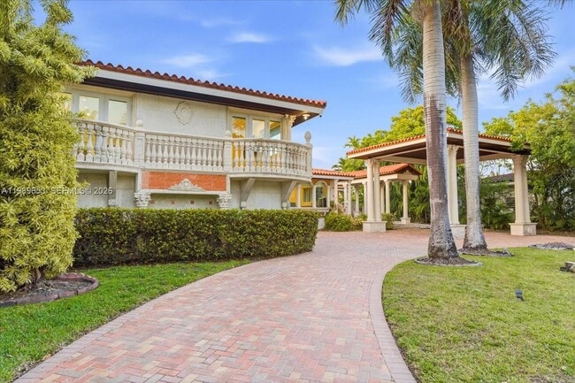 Building Photo - 1249 Biscaya Dr