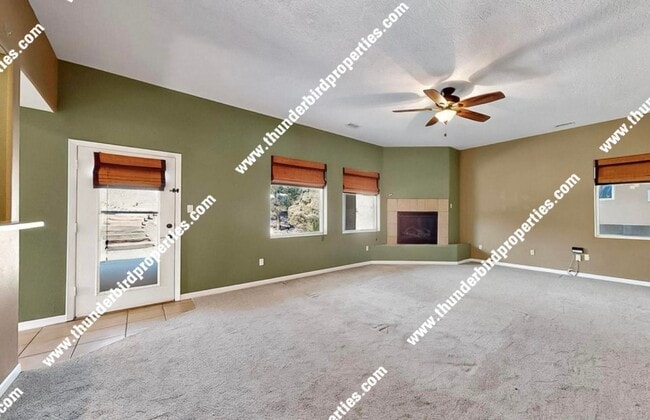 Building Photo - 5 bedroom home in Los Milagros