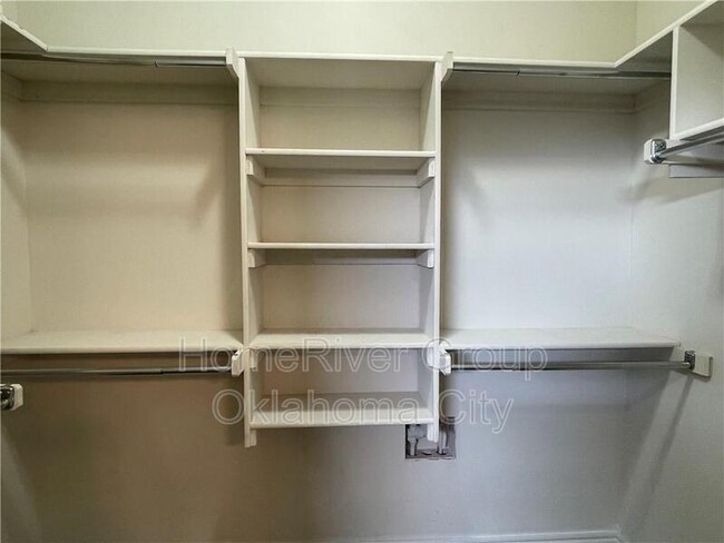 Building Photo - 8716 SW 66th Pl