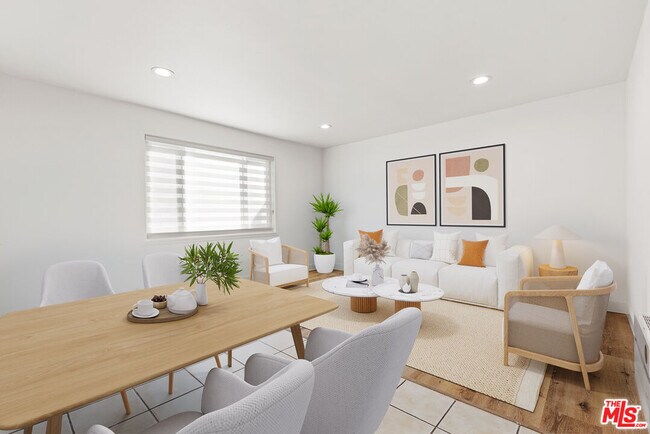 Primary Photo - 2400 Vanderbilt Ln