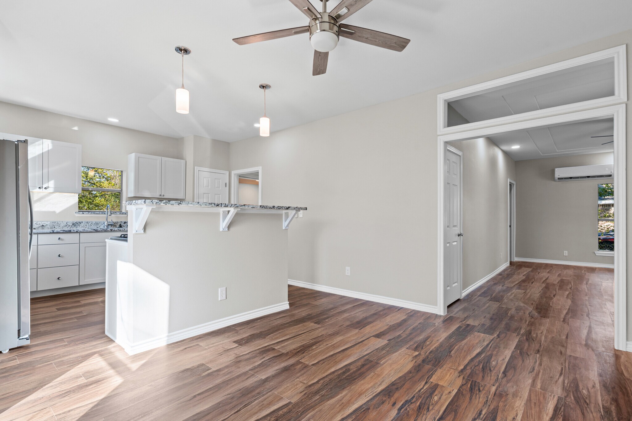 Building Photo - 1711 Halsell St