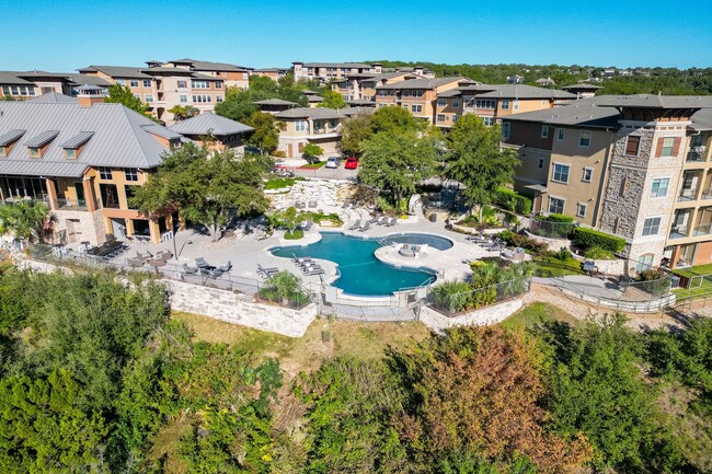 Building Photo - 6500 Champion Grandview Way