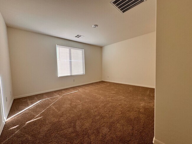 Building Photo - 3 Bed and 2.5 Bathrooms Home for Rent