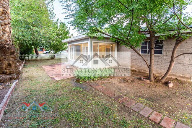 Building Photo - 5142 N 18th Pl