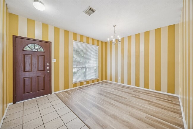 Building Photo - 9223 Carlin Bend Ln