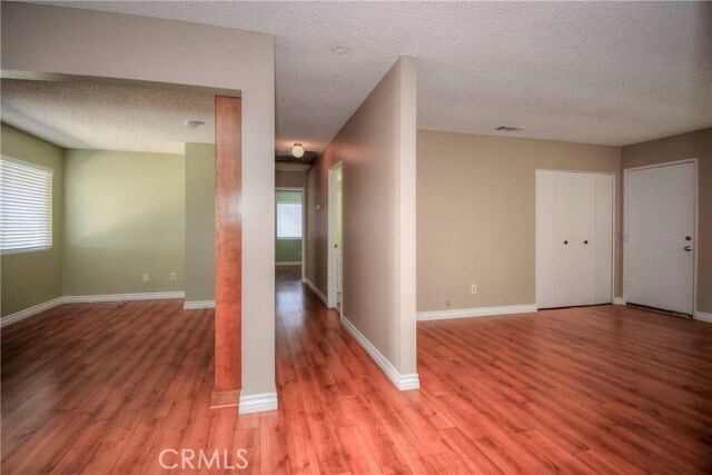 Building Photo - 1644 Carmel Cir E