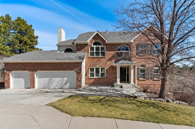 Building Photo - Luxury Living in Cheyenne Mountain – Minut...