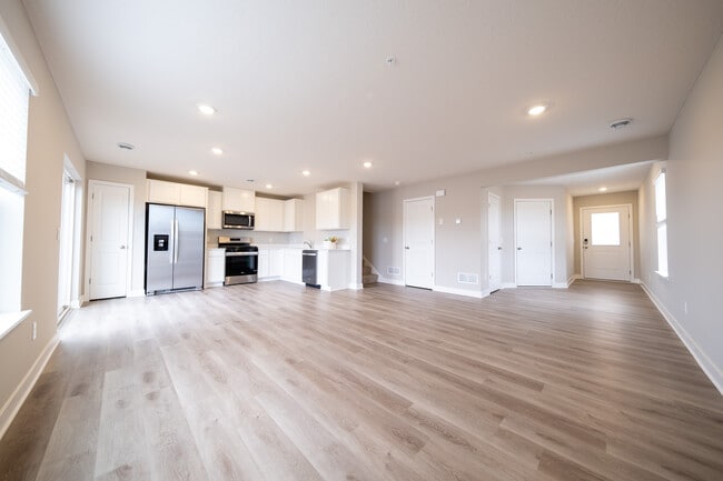 Building Photo - 13720 Kaylemore Trl