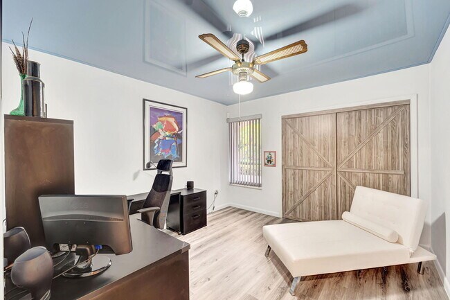 Building Photo - 9980 SW 83rd Ave