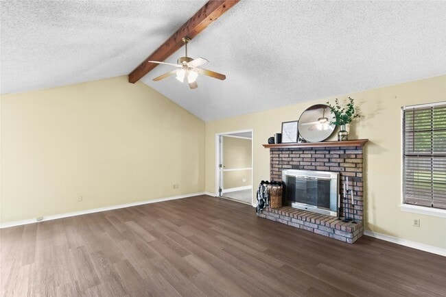 Building Photo - 2526 Downs Cir