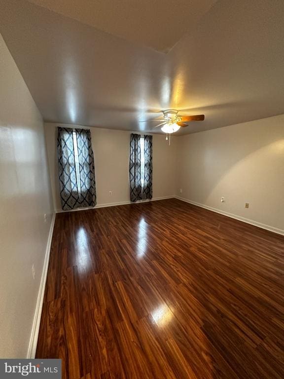 Building Photo - 1527 W 36th St