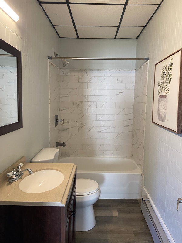 Building Photo - 244 E Broadway