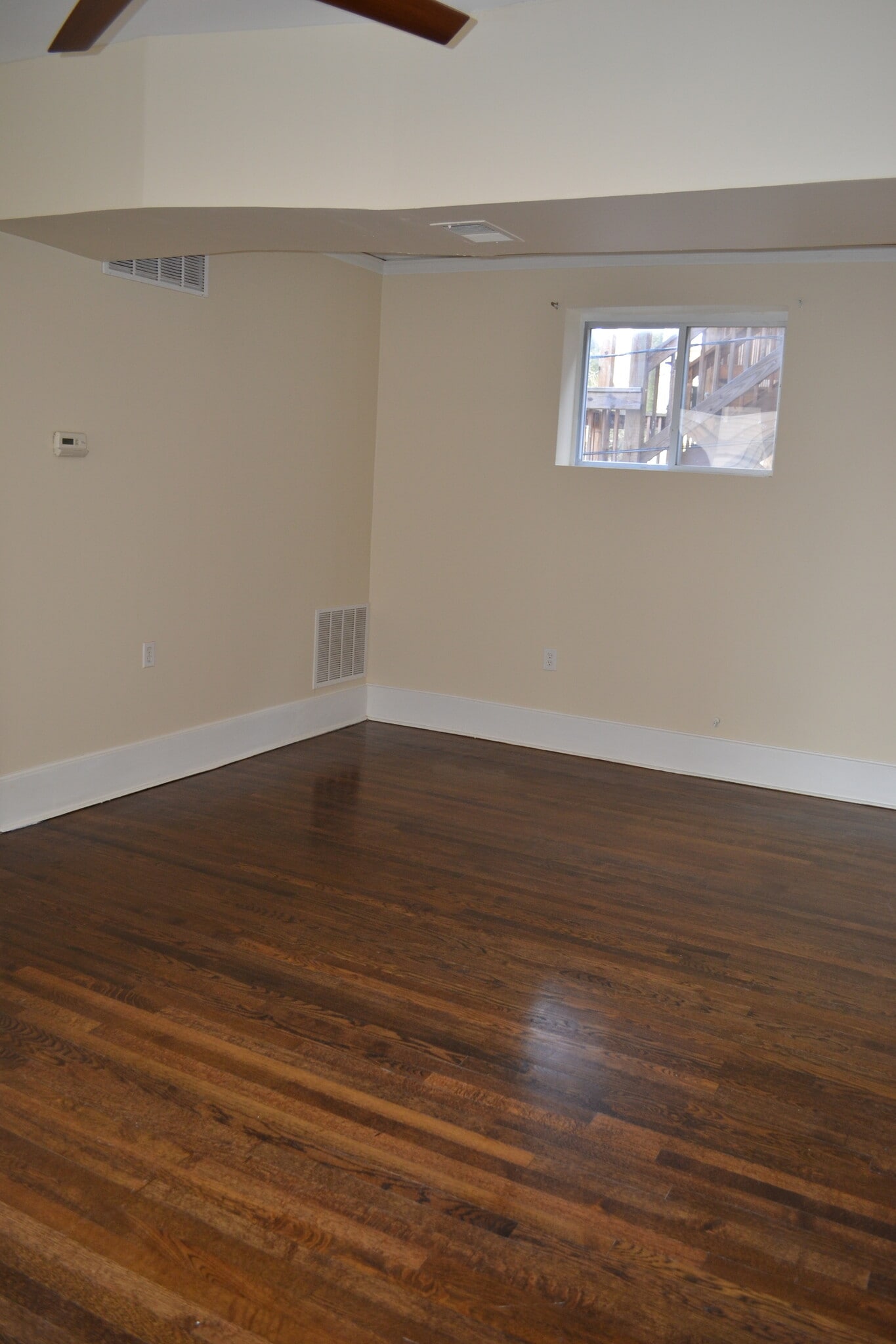 Building Photo - 4820 N Albany Ave