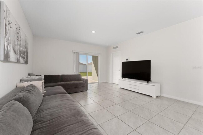 Building Photo - 1874 Wild Rye Way