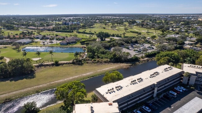 Building Photo - ** COUNTRY CLUB MANOR ** 2 BED / 2 BATH - CONDO - 55+ COMMUNITY - REMODELED - ANNUAL RENTAL