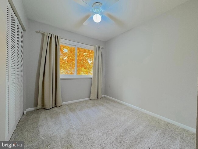 Building Photo - 2334 Antiqua Ct