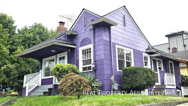 Primary Photo - Charming house in Ravenna