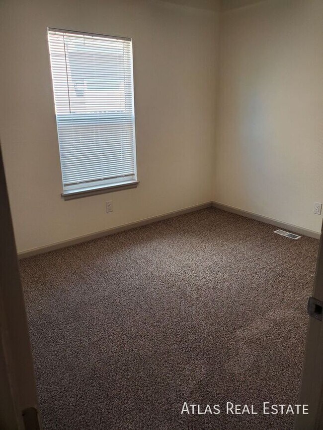 Building Photo - 1679 Ensenada Way