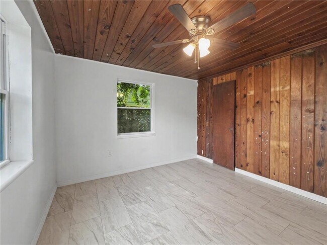 Building Photo - 2848 Harwood St